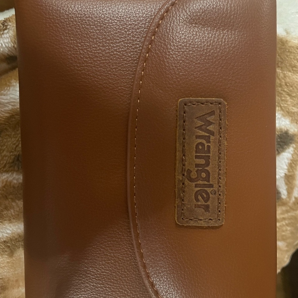 Montana West Wrangler Women's Brown Tri-Fold Wallet Wallet